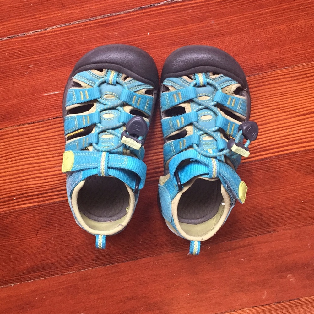 Keen shoes